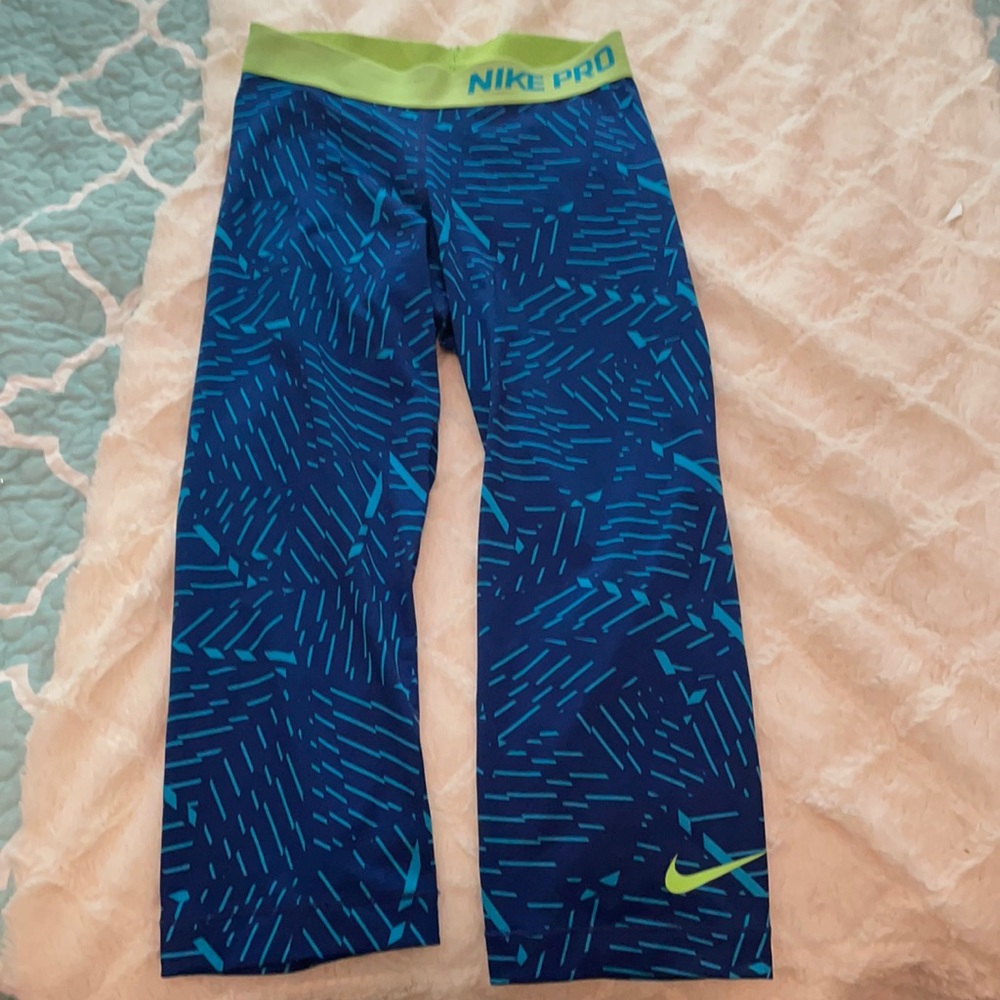 Nike Pro Leggings (Capri)